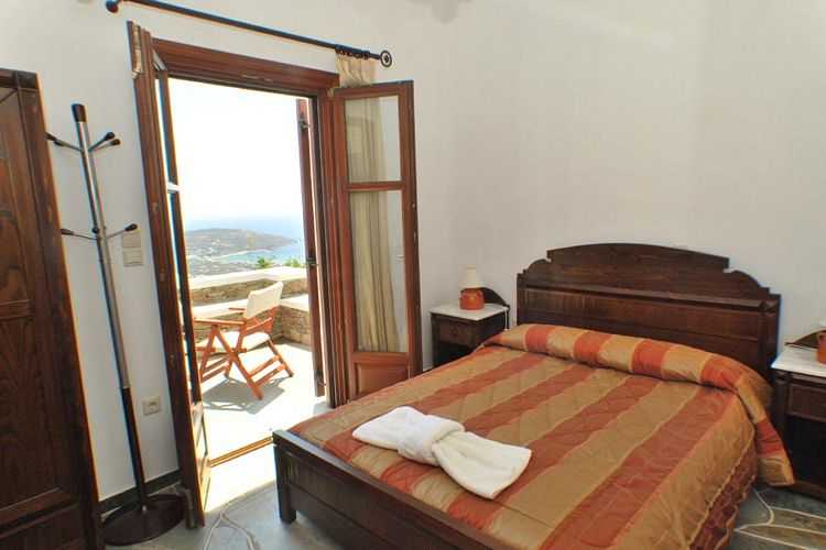 apartments-rooms to Let Sifnos-Mirsini---holidays4y.com