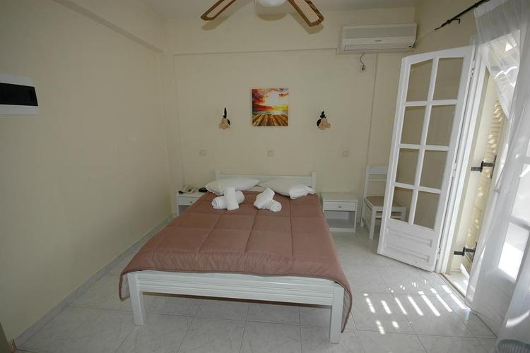 Rooms To Let-Naxos Hora-Ocean View-holidays4y.com