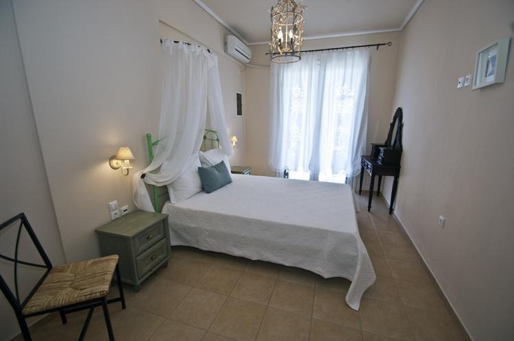 rooms to let skopelos dia apartments-holidays4y.com