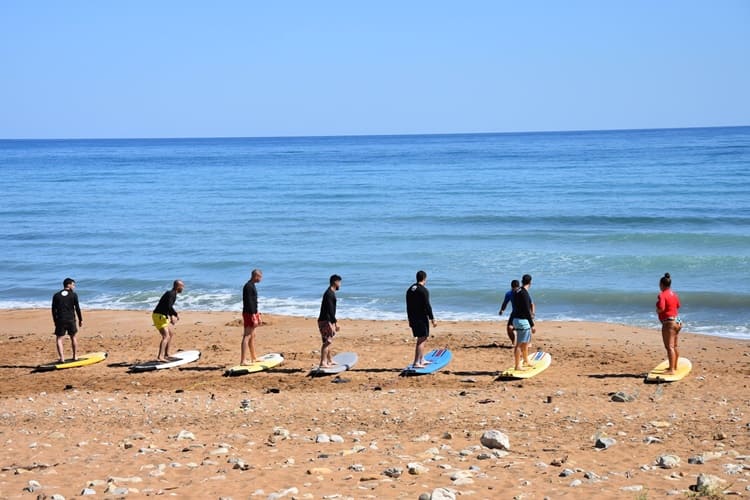 SUP SURF LESSONS CRETE | SURFING CRETE --- eholidays4u.gr